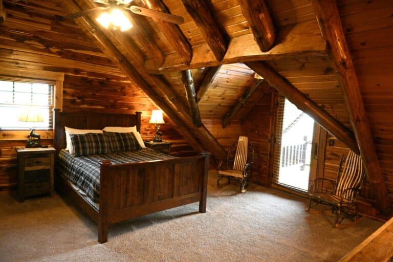 Coshocton Crest Lodge interior bedroom