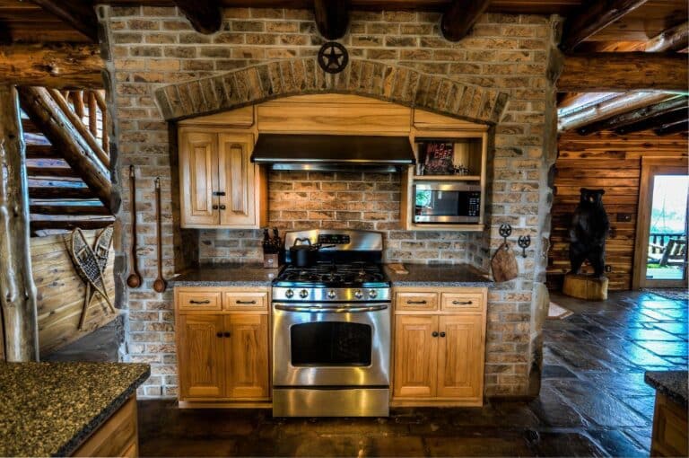 Coshocton Crest Lodge kitchen