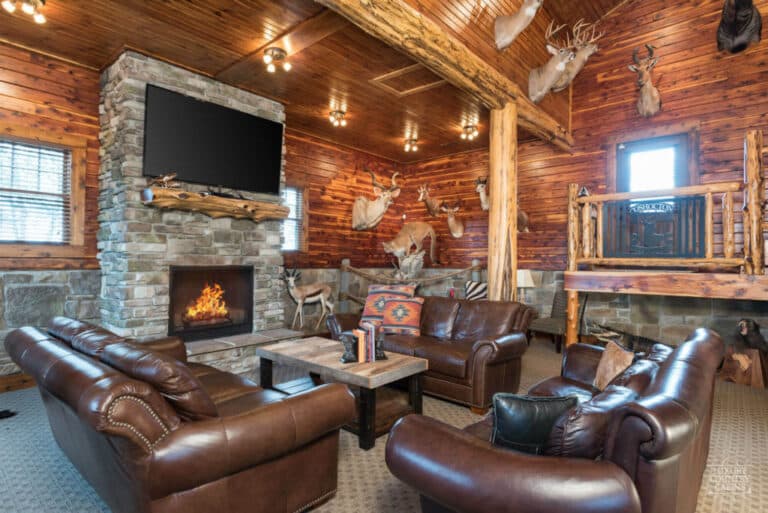 Coshocton Crest Lodge trophy rooms rest area